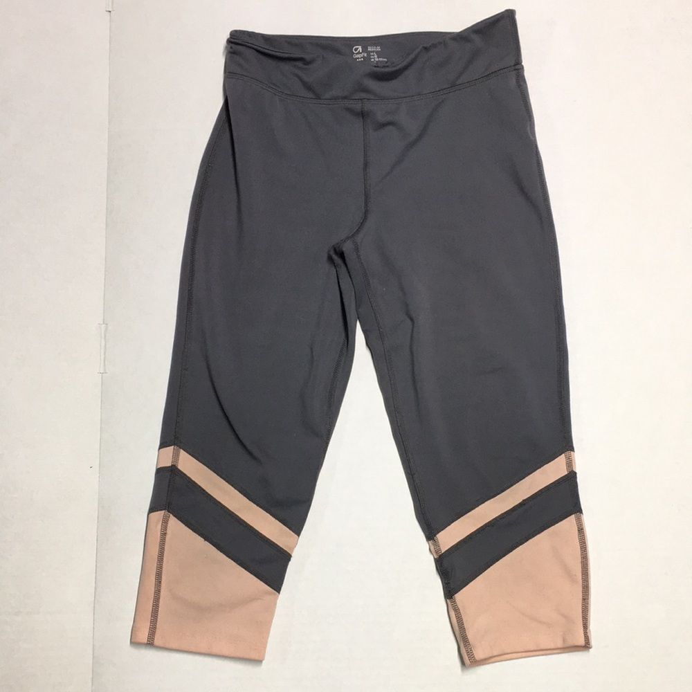 Girls' Gray and Blush Active Capri Leggings